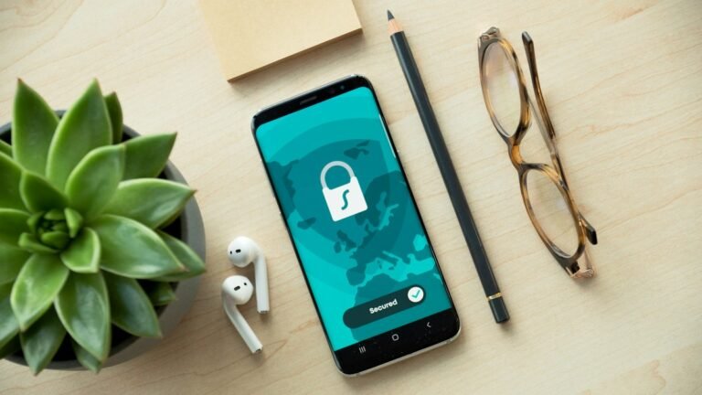 UPI Fraud Red Flags — What a Banker Watches For Before You Click “Pay”